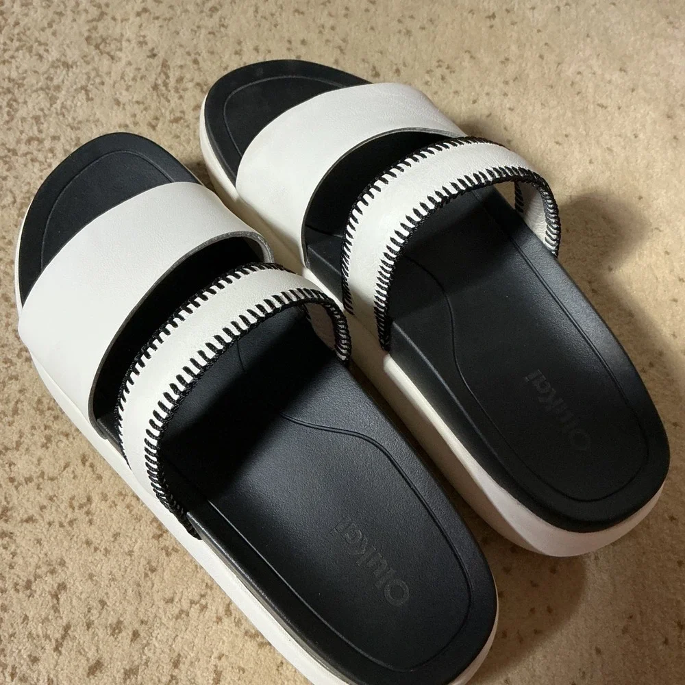 Olukai Pae Monochromatic Leather‎ Whipstitch Slide Sandals 20541-WSLF Women 8